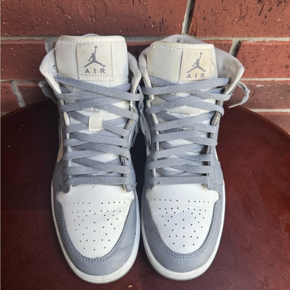 Jordan Women's Sneakers in Gray and White - Picture 3 of 10